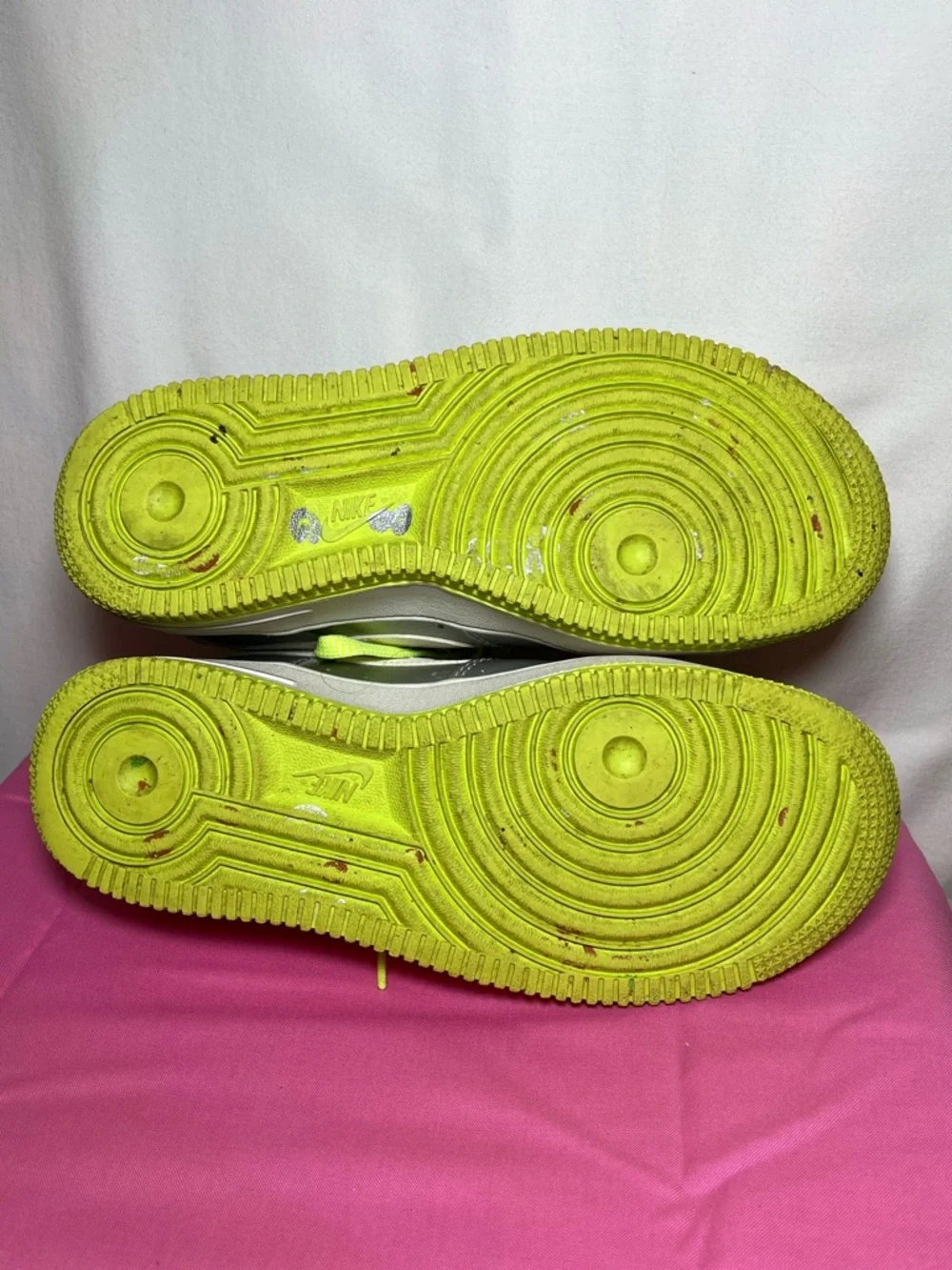 Nike Air Force 1 Silver Volt Neon Size 4.5Y Women’s 6 AF1‎ Low Y2K Streetwear